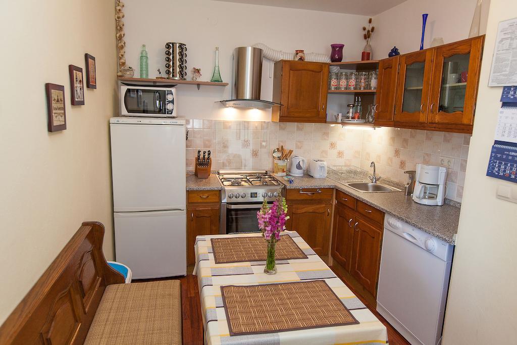 Apartments Villa Americana Jadranovo Habitación foto